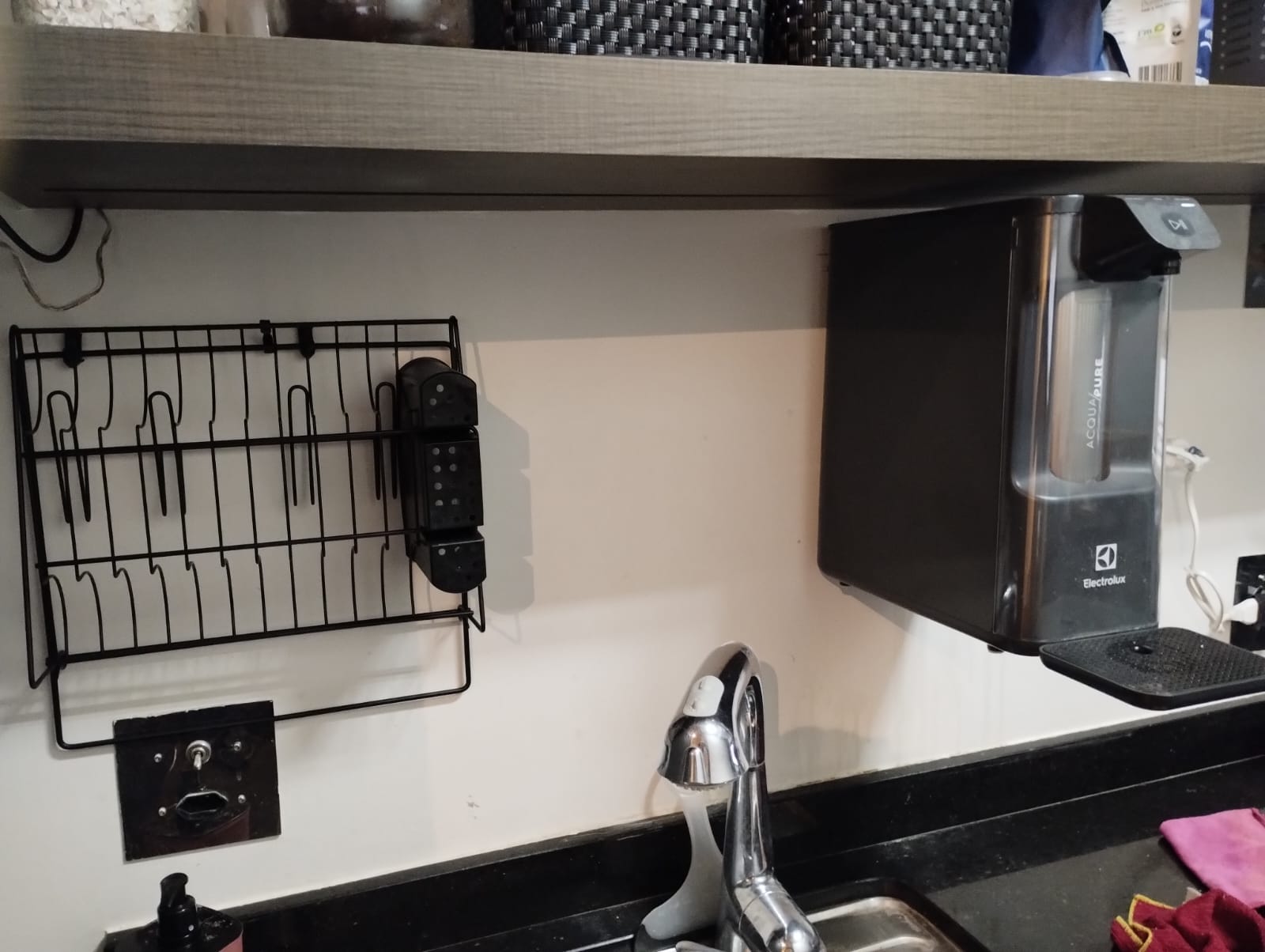 Instalação de dispenser